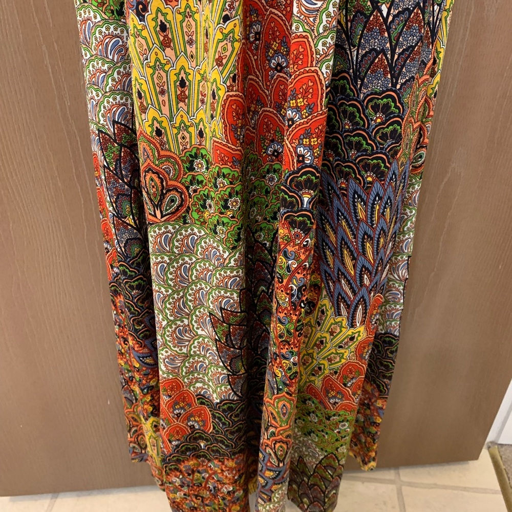 Moa Moa Vibrant Patterned Dress - Picture 10 of 16